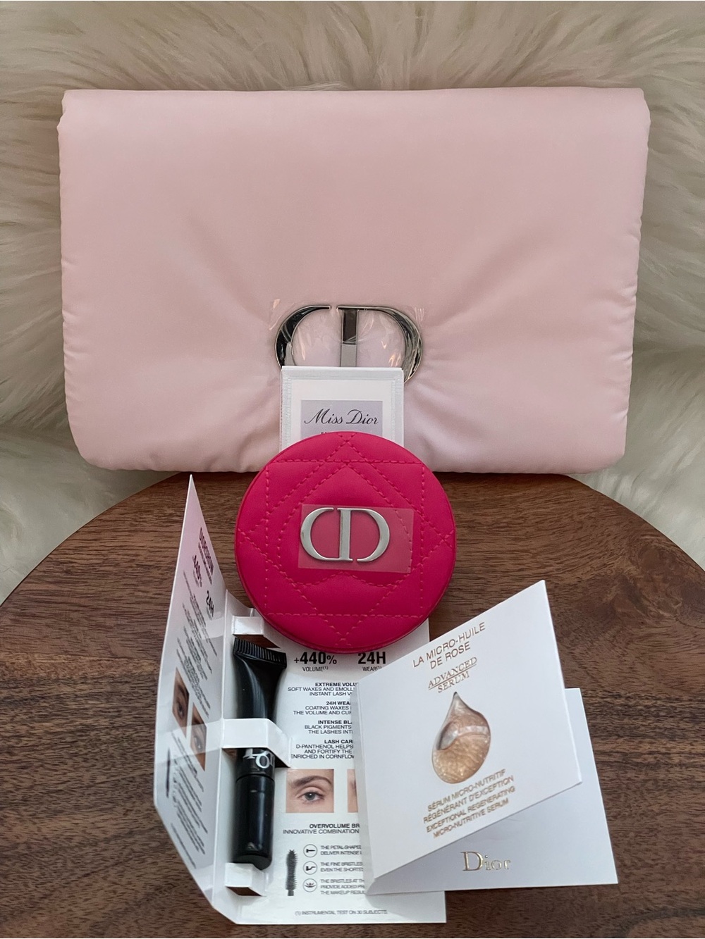 DIOR 5 Piece Gift Set - Bag, Mirror, & 3 Products - Picture 2 of 4